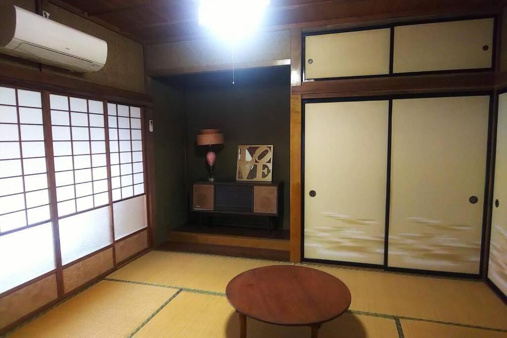 شقة まるまる貸切一軒家 ゆっくり過ごせる民泊 武甲ステイ Yokoze المظهر الخارجي الصورة